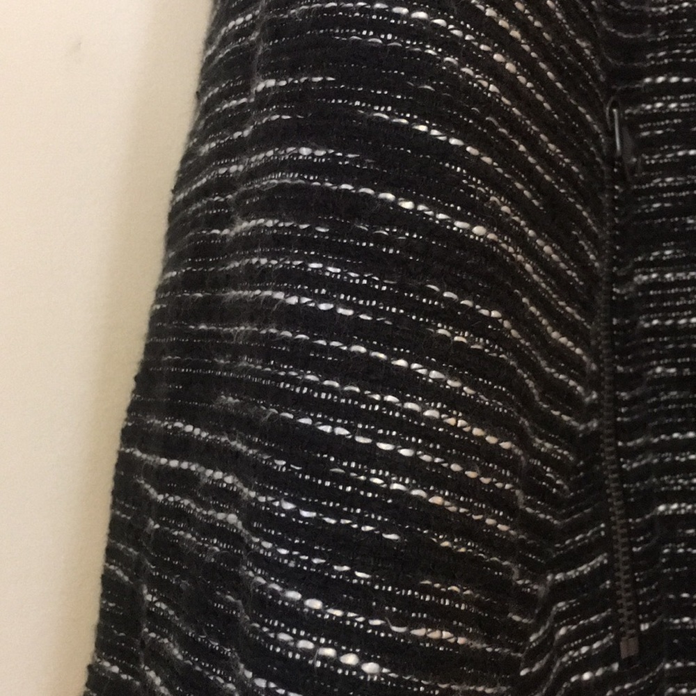 Banana Republic Tweed Jacket - Picture 8 of 8